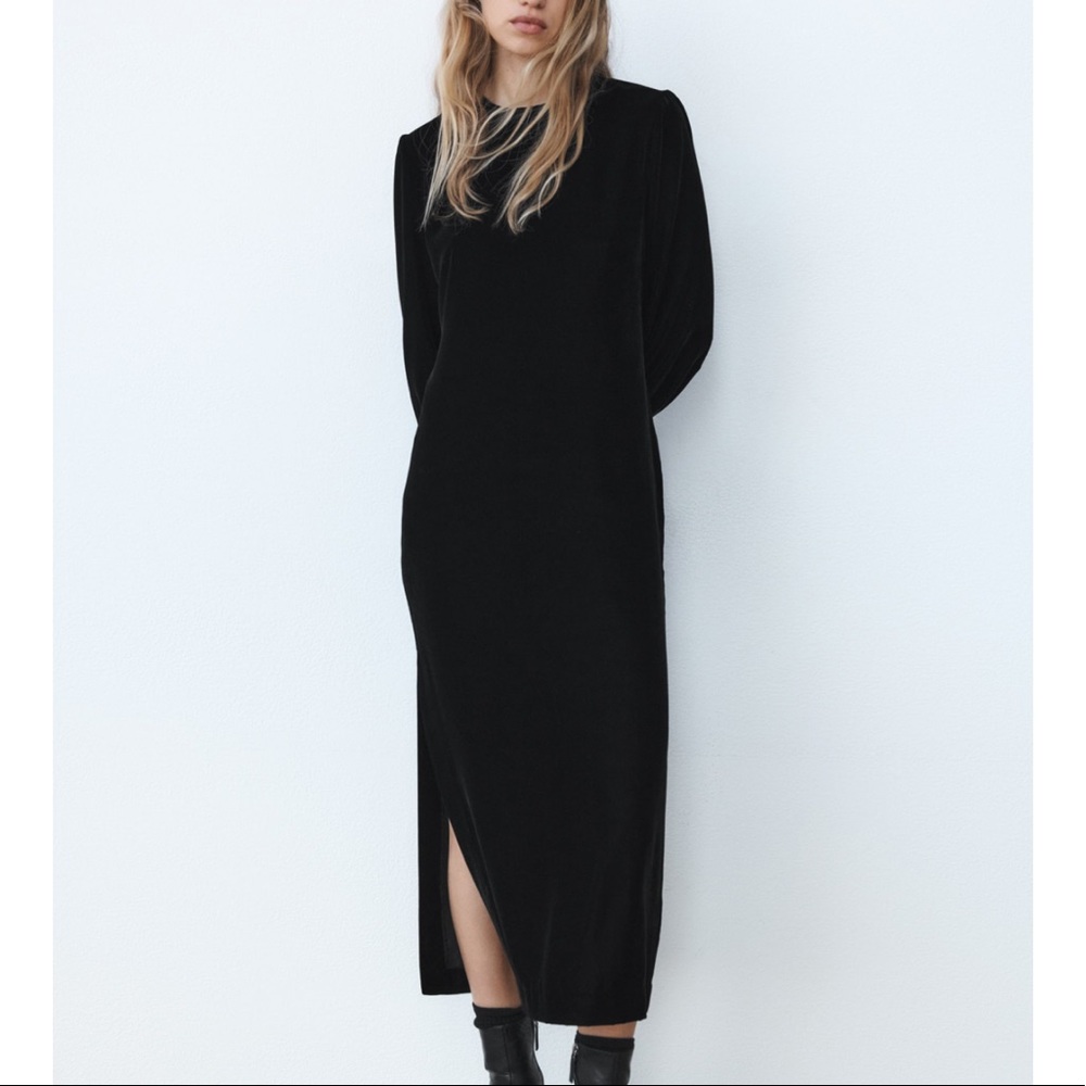 💜SOLD OUT NWT ZARA MIDI VELVET DRESS